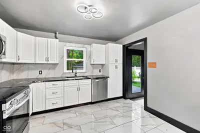 6204 Madison Avenue, Indianapolis - 7