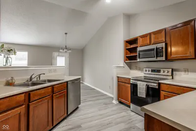 9959 Olympic Circle, Indianapolis - 26