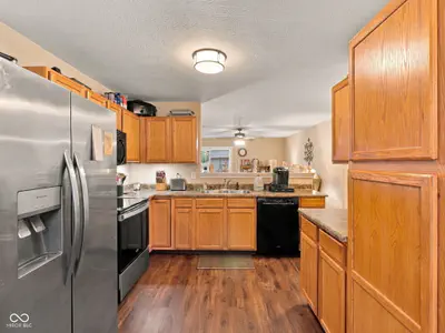 10851 Spirit Drive, Ingalls - 13