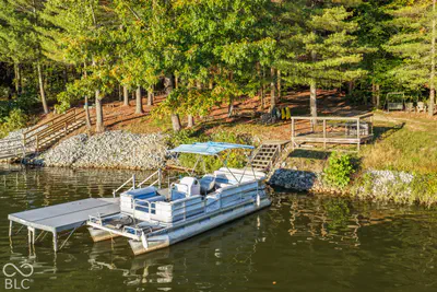 9444 N Gray Avenue, Unionville - 38