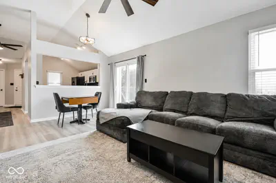 9516 Aberdare Drive, Indianapolis - 6