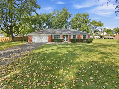 1581 Crest Drive, Shelbyville - 57