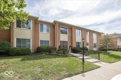 541 Hunters Drive, Carmel - 2