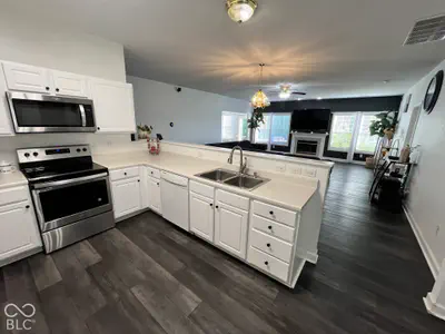 9533 Treyburn Lakes Drive, Indianapolis - 18