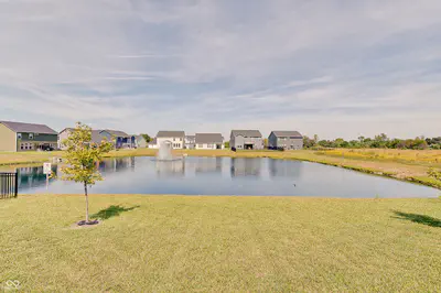 64 Sterling Place, New Whiteland - 45