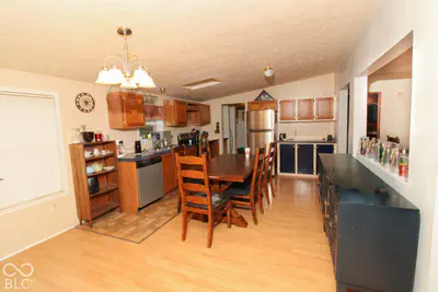 1704 Country Manor W, North Vernon - 7