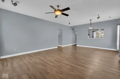 6648 Locust Grove Drive, Indianapolis - 13