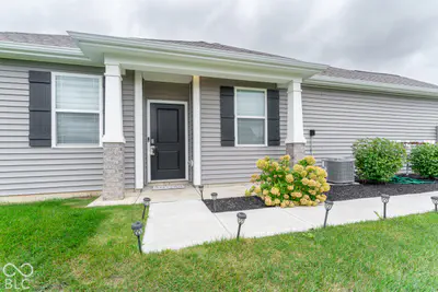 6432 Yuma, Whitestown - 2