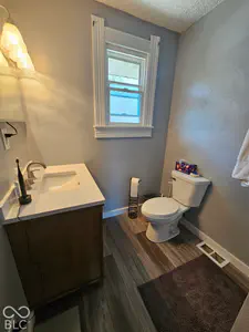 917 8th Street, Anderson - 25