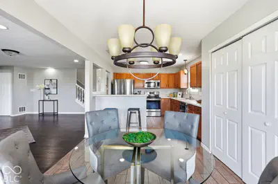 8716 Springview Drive, McCordsville - 19