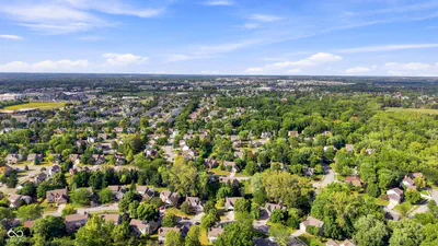 9801 Logan Lane, Fishers - 32