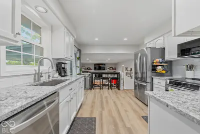 18 Sherry Court, Carmel - 9