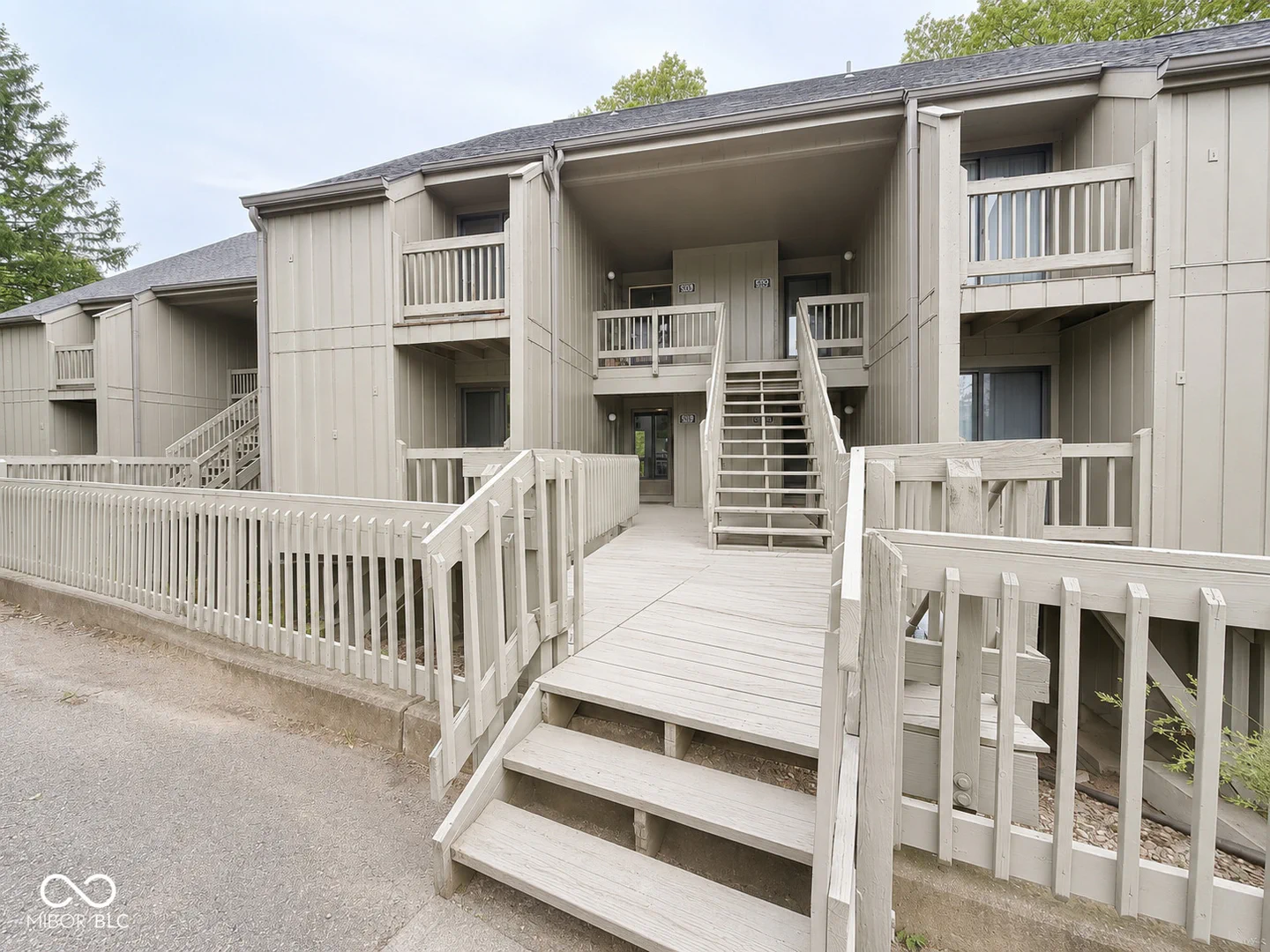 9328 Lake Ridge Drive, Bloomington