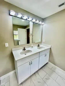 520 Gray Street, Indianapolis - 26