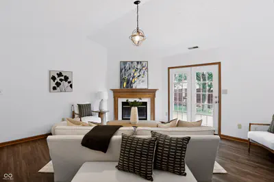 10680 Ashview Drive, Fishers - 8