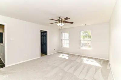 10050 Orange Blossom Trail, Fishers - 25