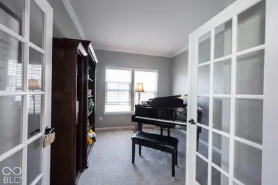 13471 Mancroft Drive, Fishers - 8
