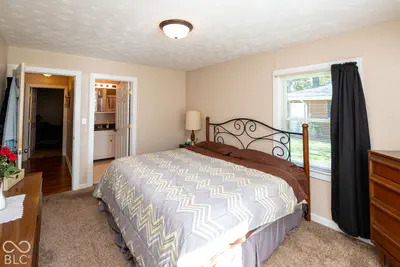 2725 W 40th Street, Anderson - 18