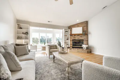 5565 Crystal Bay West Drive, Plainfield - 6