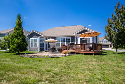 10155 Blue Ribbon Boulevard, Fishers - 42