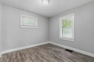 1521 E Legrande Avenue, Indianapolis - 16