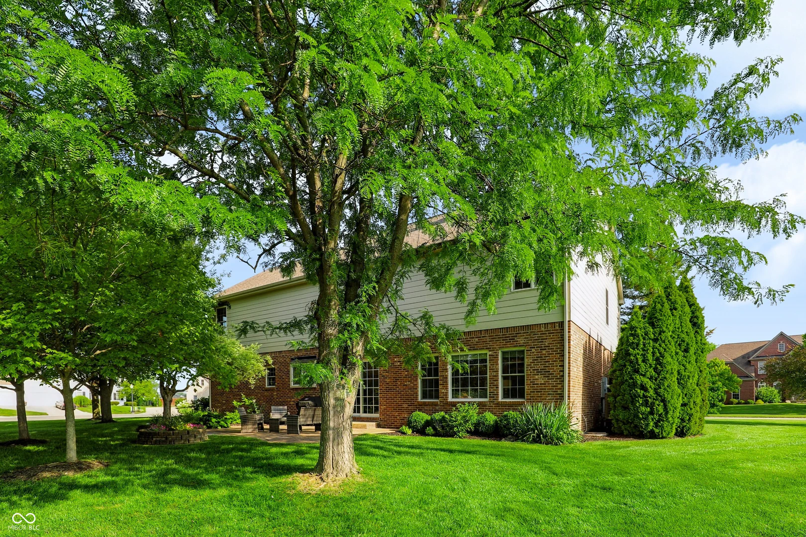 8765 Lily Court, Zionsville
