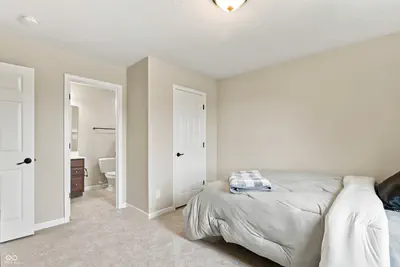 12248 Hawks Nest Drive, Fishers - 49
