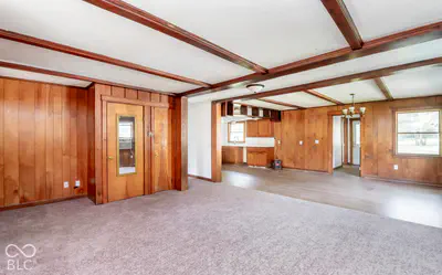 6166 County Road 200, Seymour - 16