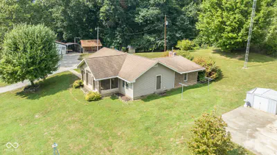 22110 Beacon Street, Metamora - 6