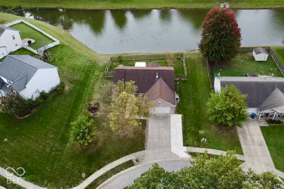 7203 Oakview Drive, Avon - 42