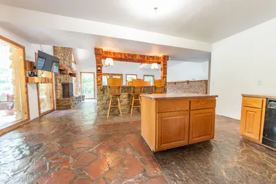 17399 State Road 58, Seymour - 18
