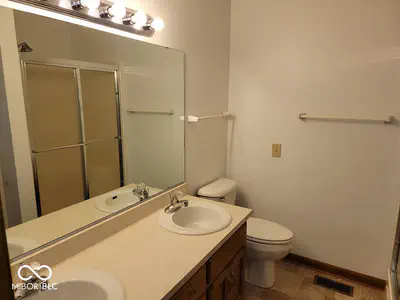 412 Hall Drive, Greenwood - 9