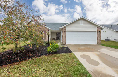 8105 Red Barn Court, Indianapolis - 2
