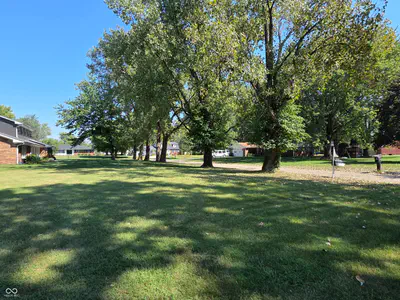 1581 Crest Drive, Shelbyville - 42