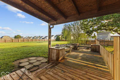 7847 Trotter Road, Camby - 33
