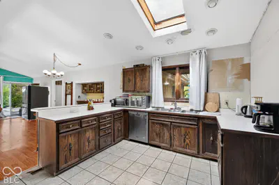 2112 Sun Valley Parkway, Muncie - 23