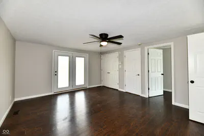 1075 600, Greenfield - 5