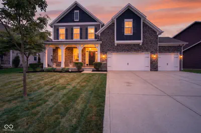 10608 Kensington Lane, Fortville - 2