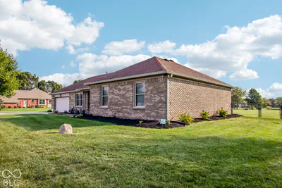 3751 County Road 900, Brownsburg - 35