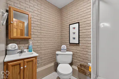 708 Caesar Court, Avon - 32