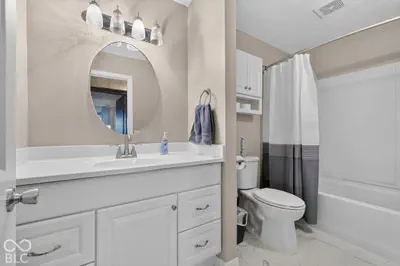 2429 Cape Henry Court, Cicero - 35