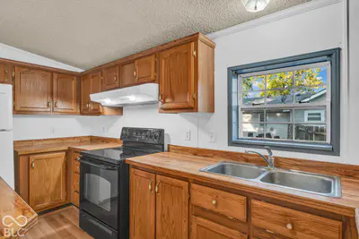 833 Thompson Road, Indianapolis - 10
