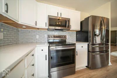 2040 St Clifford Drive, Indianapolis - 16
