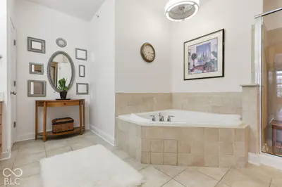 451 American Way N #2D, Carmel - 24