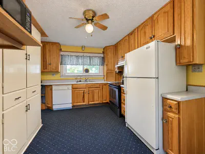559 S Sycamore Street, Martinsville - 65