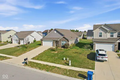 6430 W Mulberry Way, Greenfield - 34