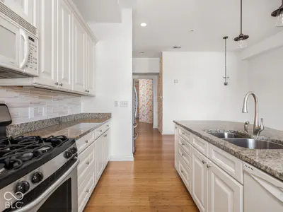 350 N Meridian #303, Indianapolis - 9
