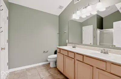5413 Gainesway Drive, Greenwood - 46