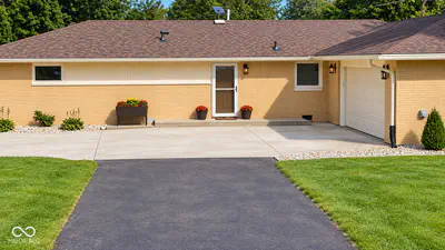 9940 Sunset Lane, Elwood - 2