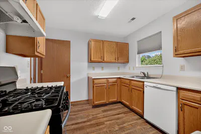 7449 Grandview Drive, Avon - 13
